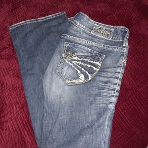Silver jeans suki surplus 26/29 distressed bootcut